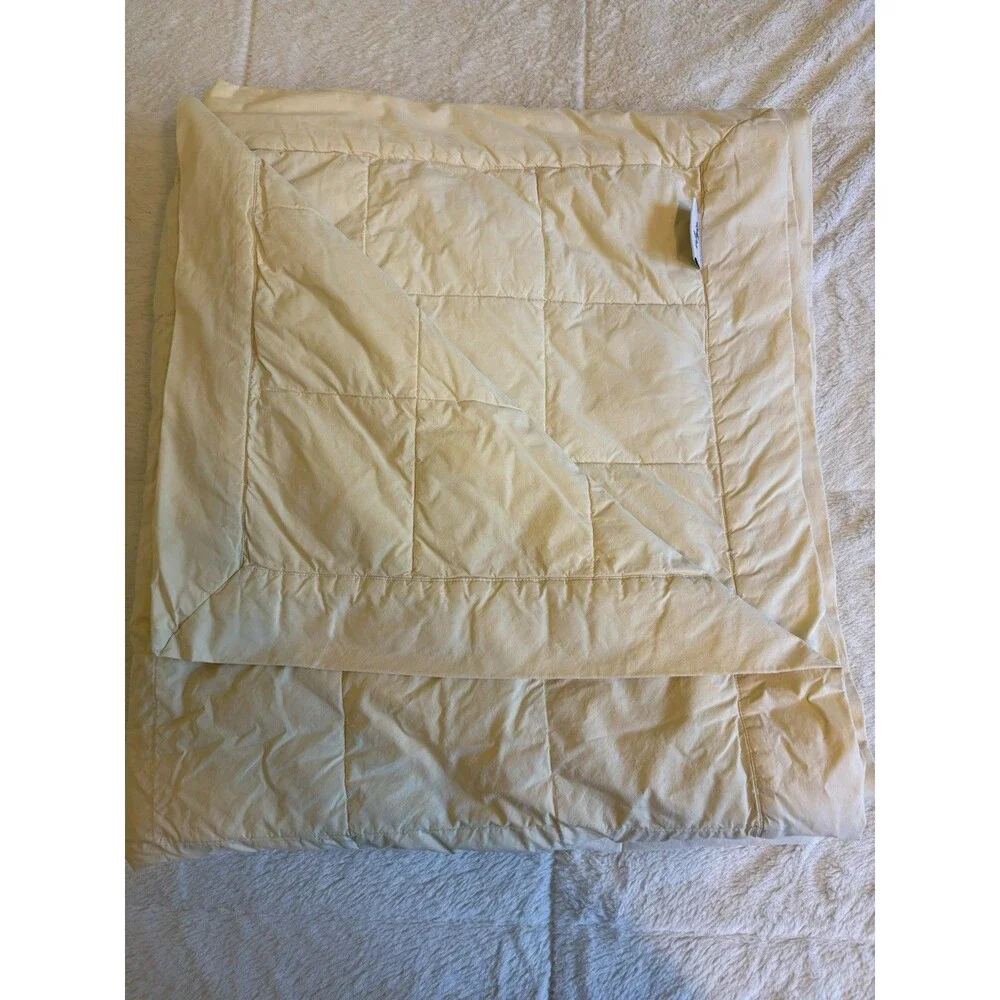 Laura Ashley Lifestyle Cotton Polyester Throw Blanket Quilted Queen 94”x 86”